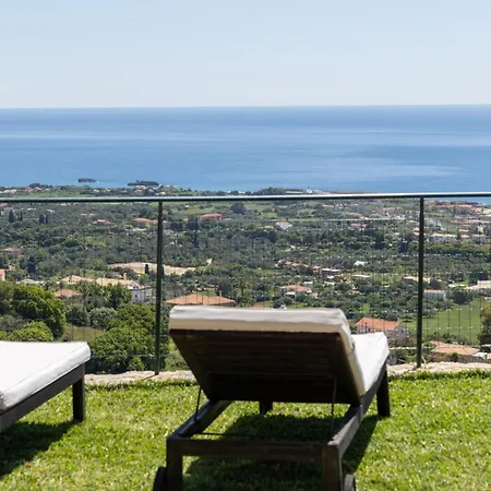 Eftychia - Panoramic Sea View Lägenhet Svoronata